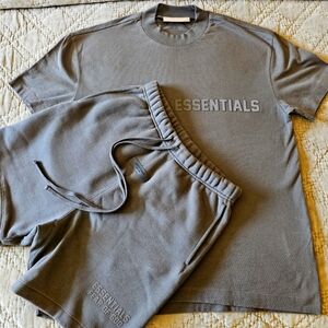 Fear of God Essentials SS23 - Off Balck